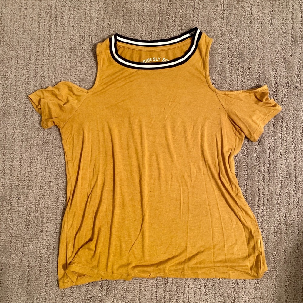 AEROPOSTALE seriously soft cold-shoulder tshirt